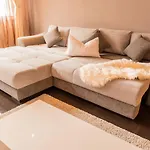 Lovely With Balcony Бухарест