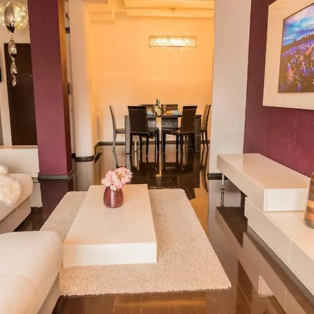 Lovely With Balcony Appartement *