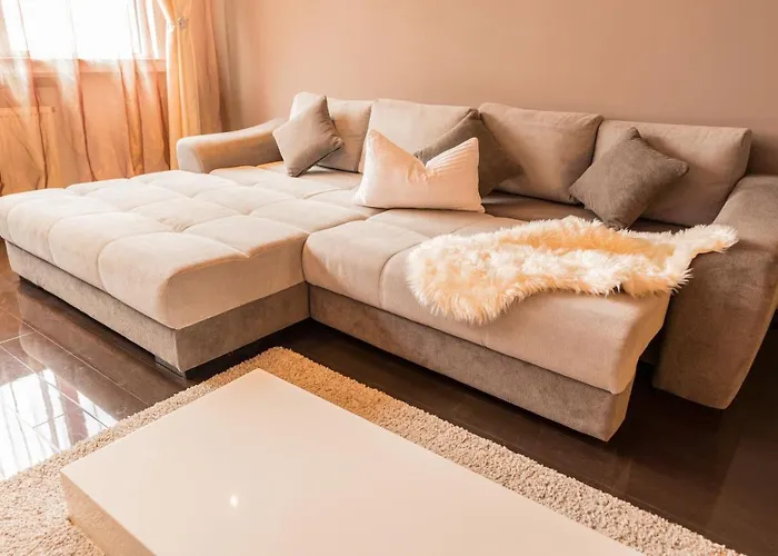 Lovely With Balcony ブカレスト